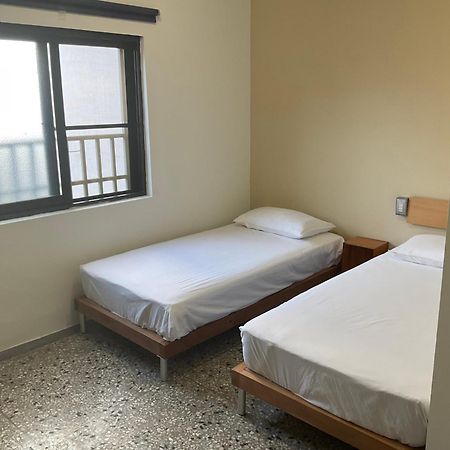 H. 1967 Hotel Changhua Buitenkant foto