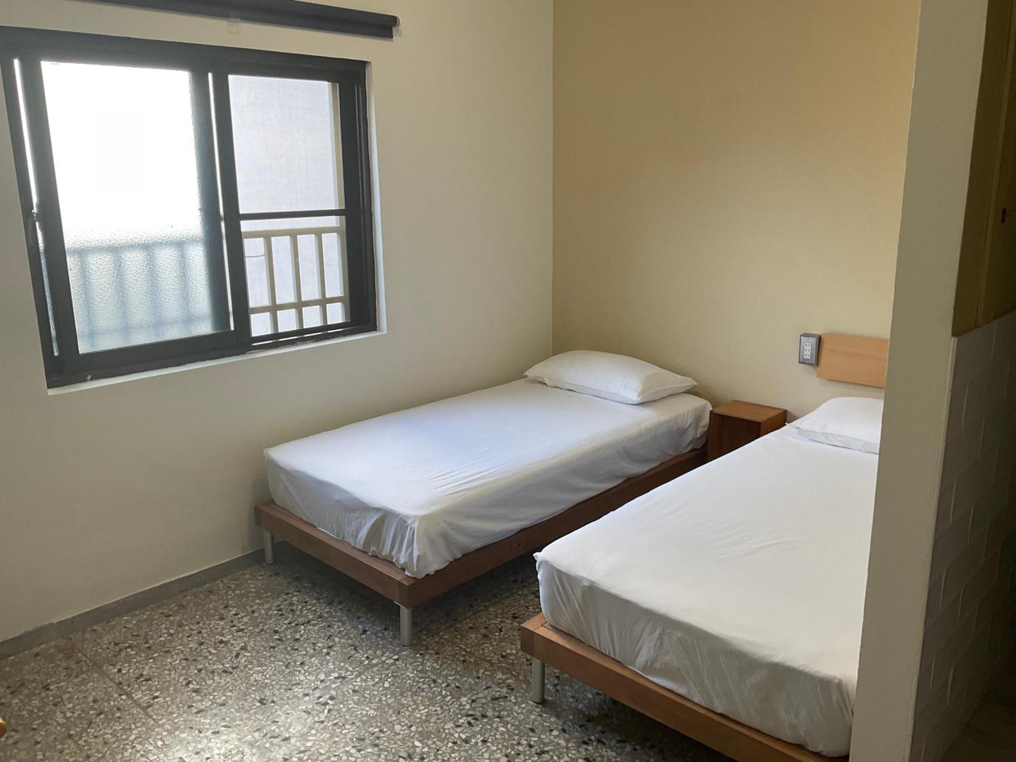H. 1967 Hotel Changhua Buitenkant foto
